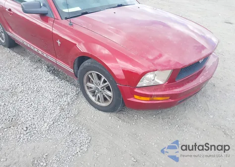 2005 Ford Mustang V6 Deluxe/V6 Premium из США, поврежденный, VIN 1ZVFT80N255206164